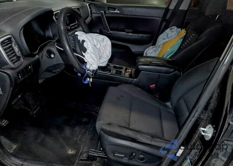 2017 Kia Sportage Lx z USA, uszkodzony, nr VIN KNDPMCAC3H7184785